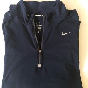 Nike
Men's New Element Half-Zip Running Shirt